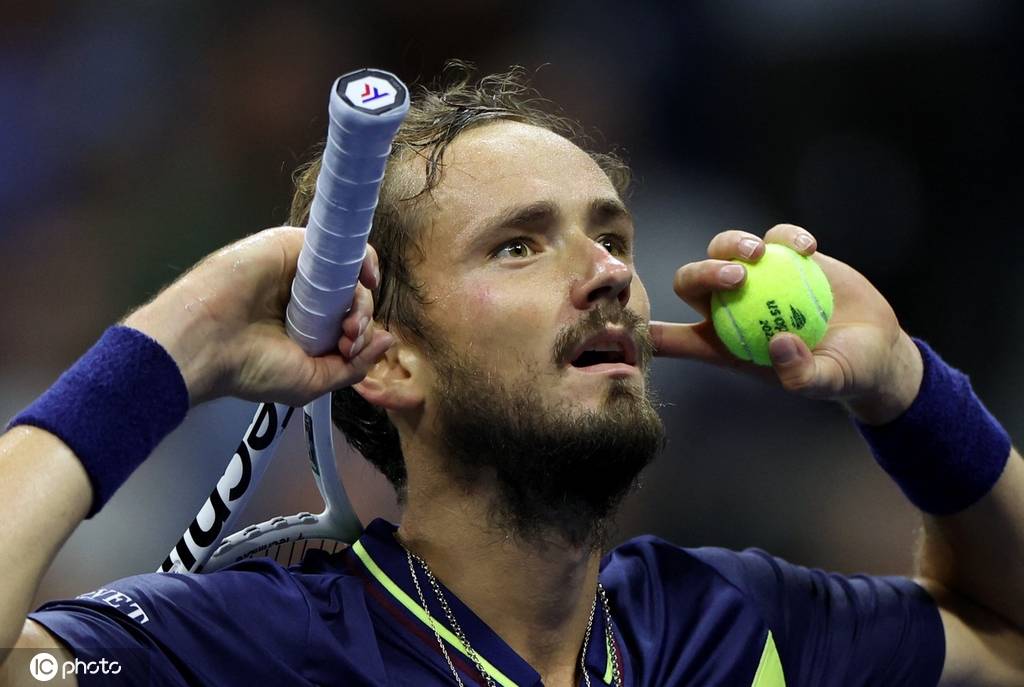 在B费的自 在B费的自