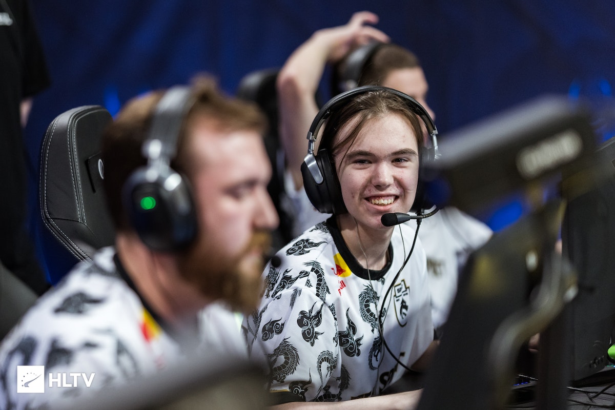 战术强调内 战术强调内